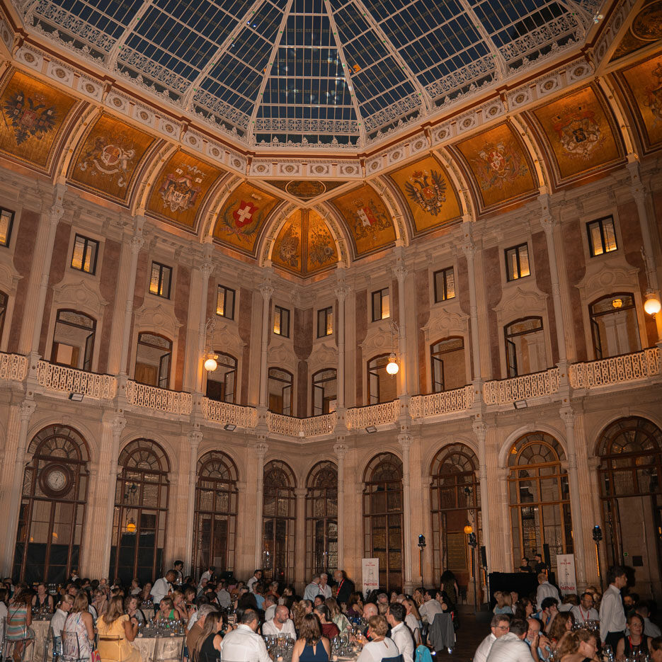 YES I KAHN organizer of the EVSSAR congress in Porto